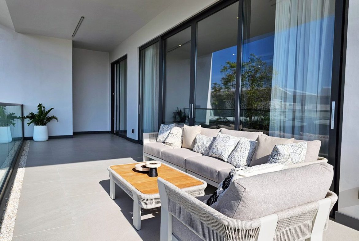 HS0191 – 3 Bedrooms Pool Villa in The Glory Village  Huay Yai