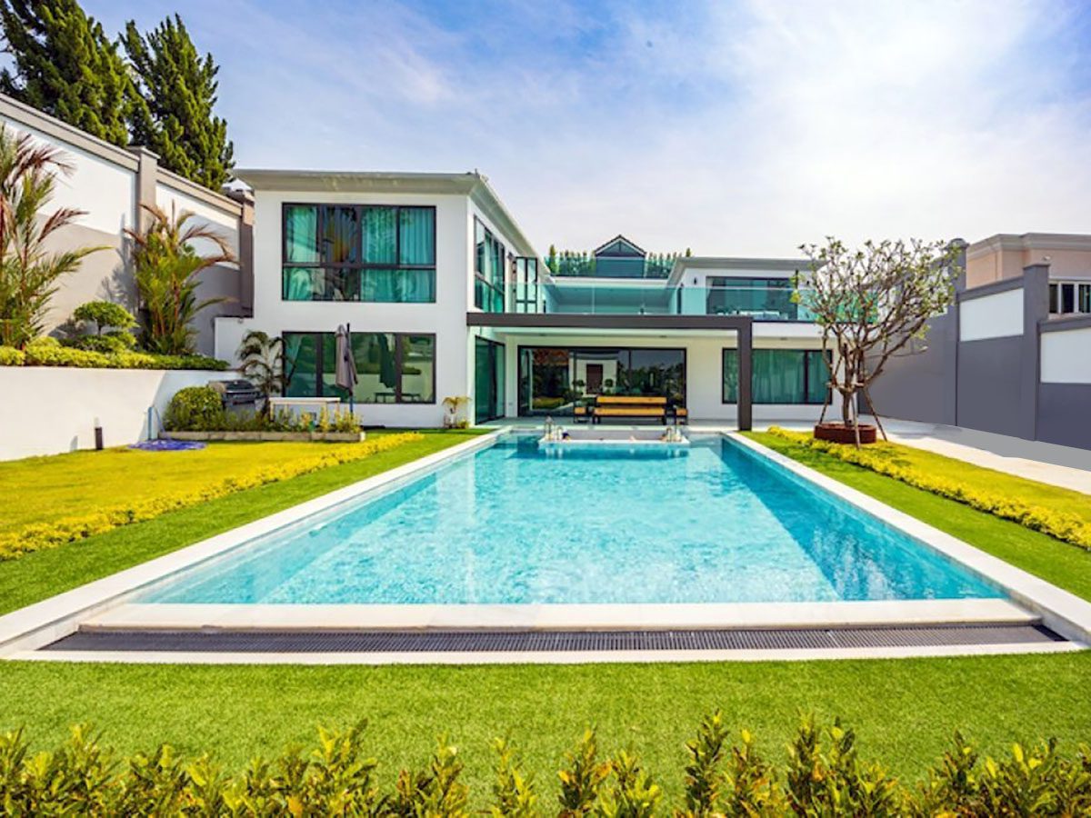 HS0665 – 8 Bedrooms Pool Villa in Siam Royal View  East Pattaya