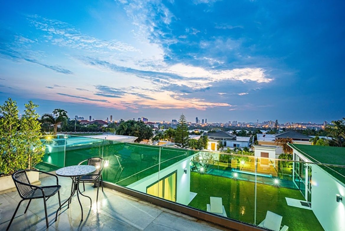 HS0665 – 8 Bedrooms Pool Villa in Siam Royal View  East Pattaya