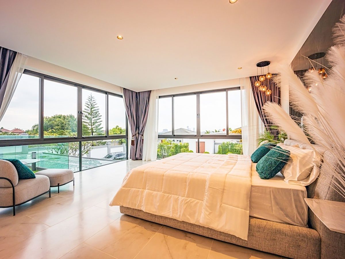 HS0665 – 8 Bedrooms Pool Villa in Siam Royal View  East Pattaya