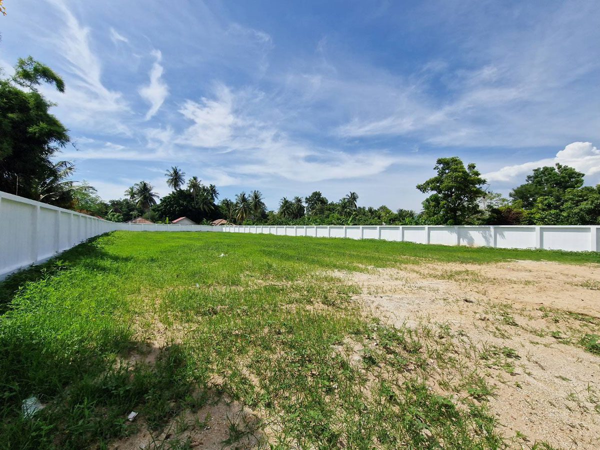 LS0039 – Land available in Siam Country Club