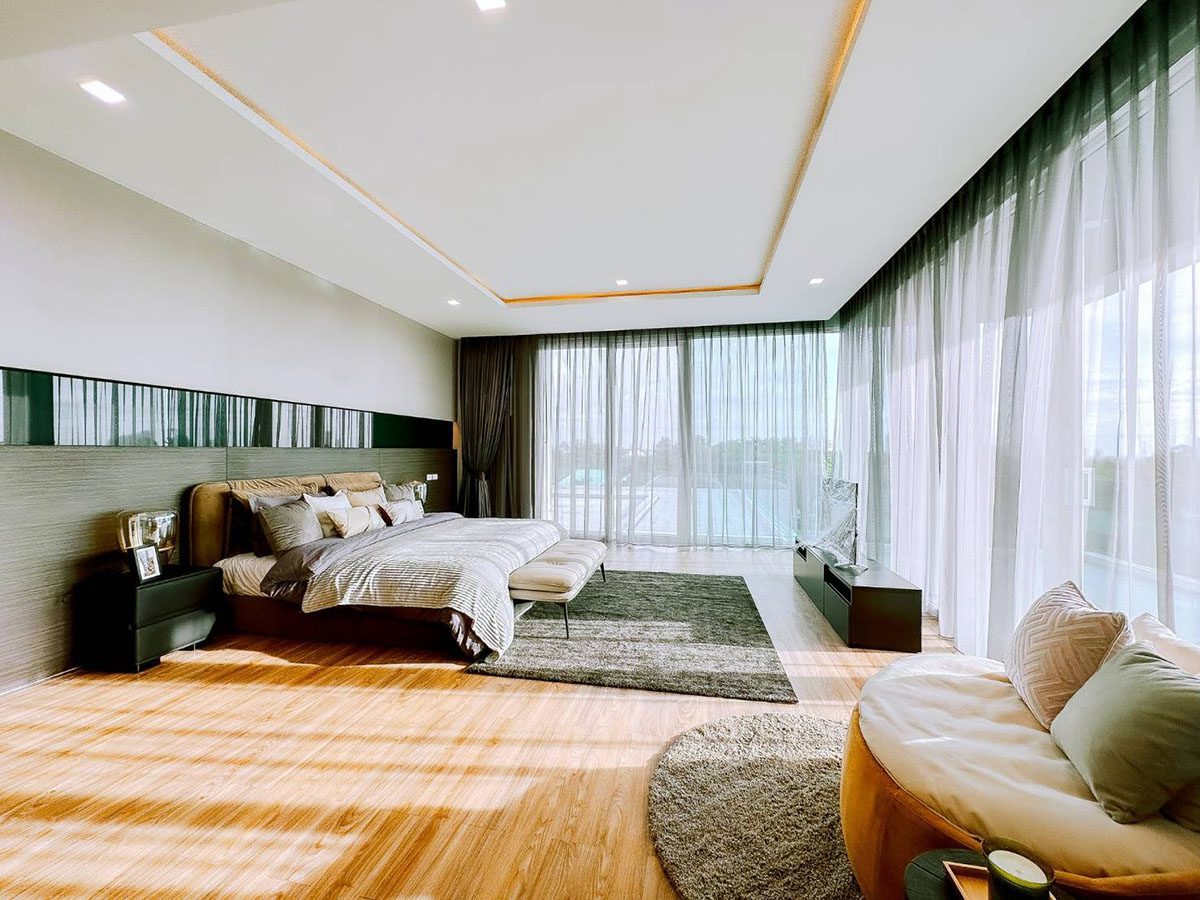 HS0803 – 6 Bedrooms Pool Villa in The Prospect Villa  East Pattaya