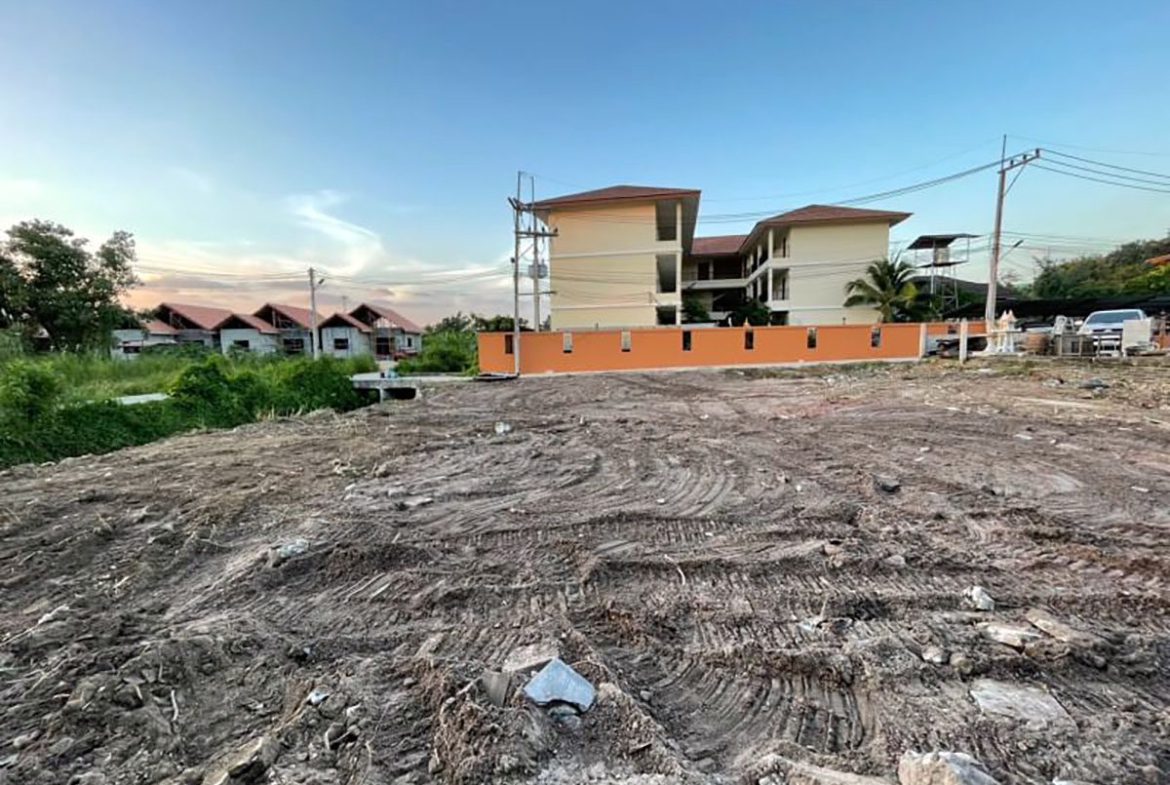 LS0047 – Land available in Siam Country Club