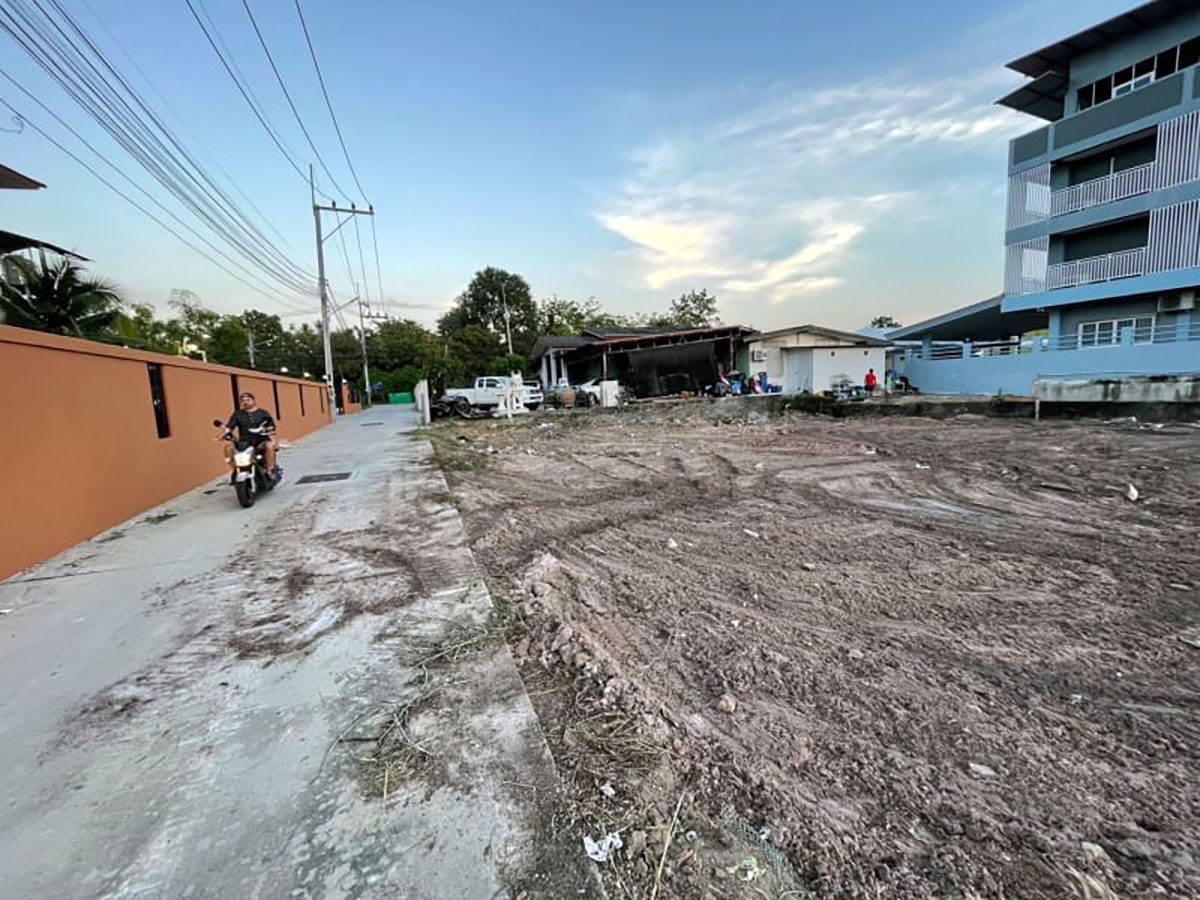 LS0047 – Land available in Siam Country Club