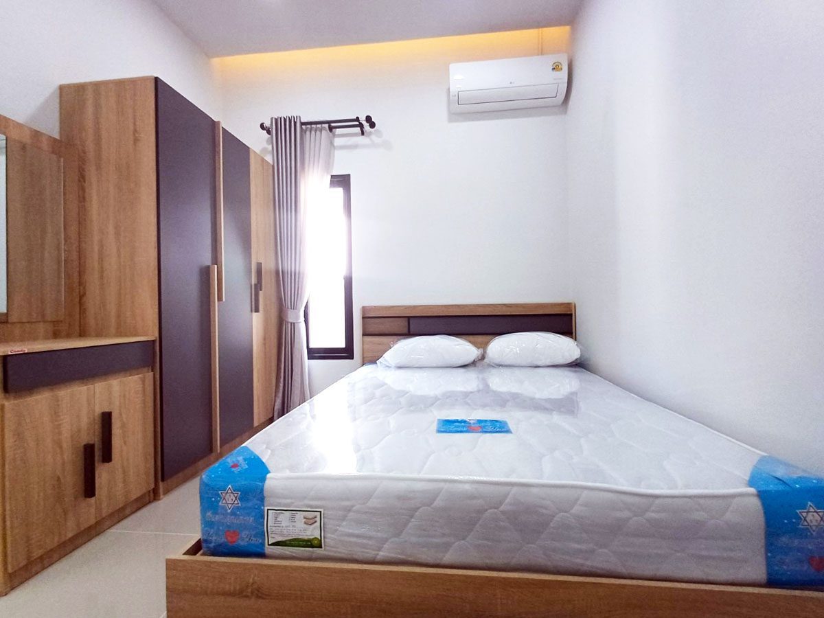 HR0833 – Villa / Single House For Sale / Rent in Rattanakorn Village 17  East Pattaya