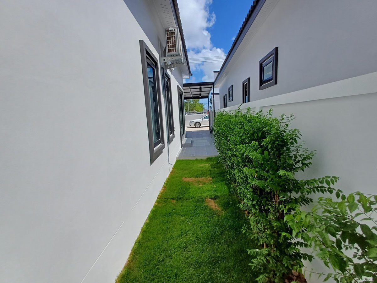 HR0833 – Villa / Single House For Sale / Rent in Rattanakorn Village 17  East Pattaya