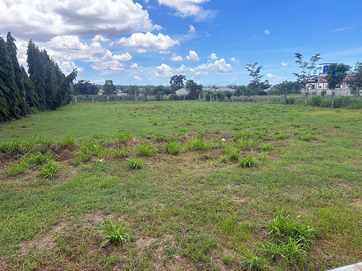LS0056 – Land for Sale Near Mabprachan Lake