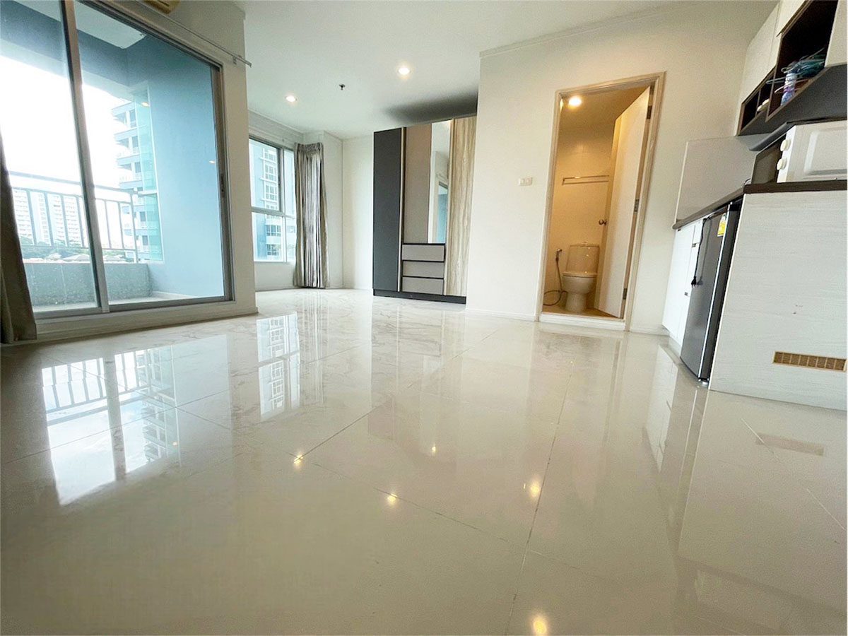 4 CS0888-Condo Lumpini Park beach for Sale Jomtien