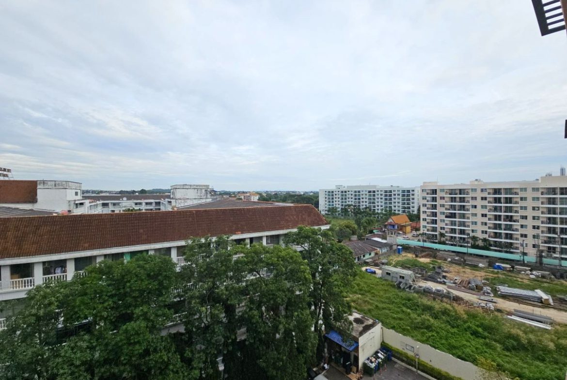 CS0920-1 Bedroom in Park Lane Jomtien Condo for Sale