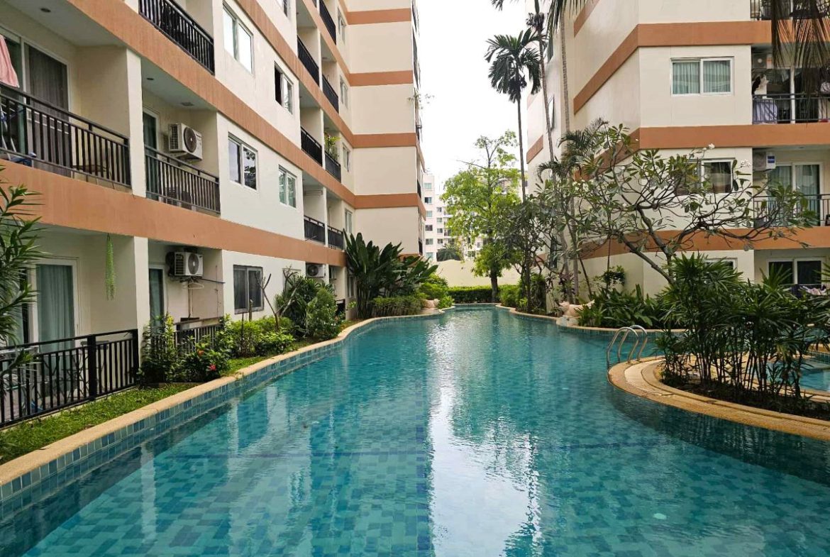 CS0920-1 Bedroom in Park Lane Jomtien Condo for Sale