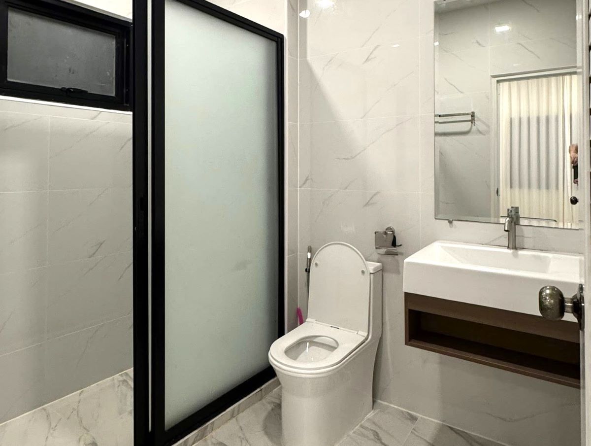 HR0874-5 Bedroom 2-storey Pool Villa in Chokchai 9 Village for Rent East Pattaya