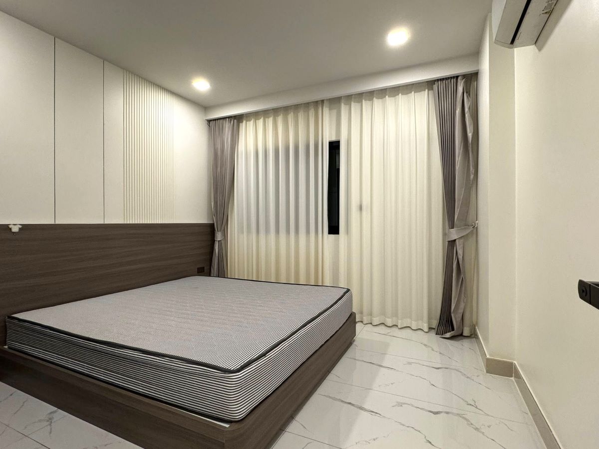 HR0874-5 Bedroom 2-storey Pool Villa in Chokchai 9 Village for Rent East Pattaya