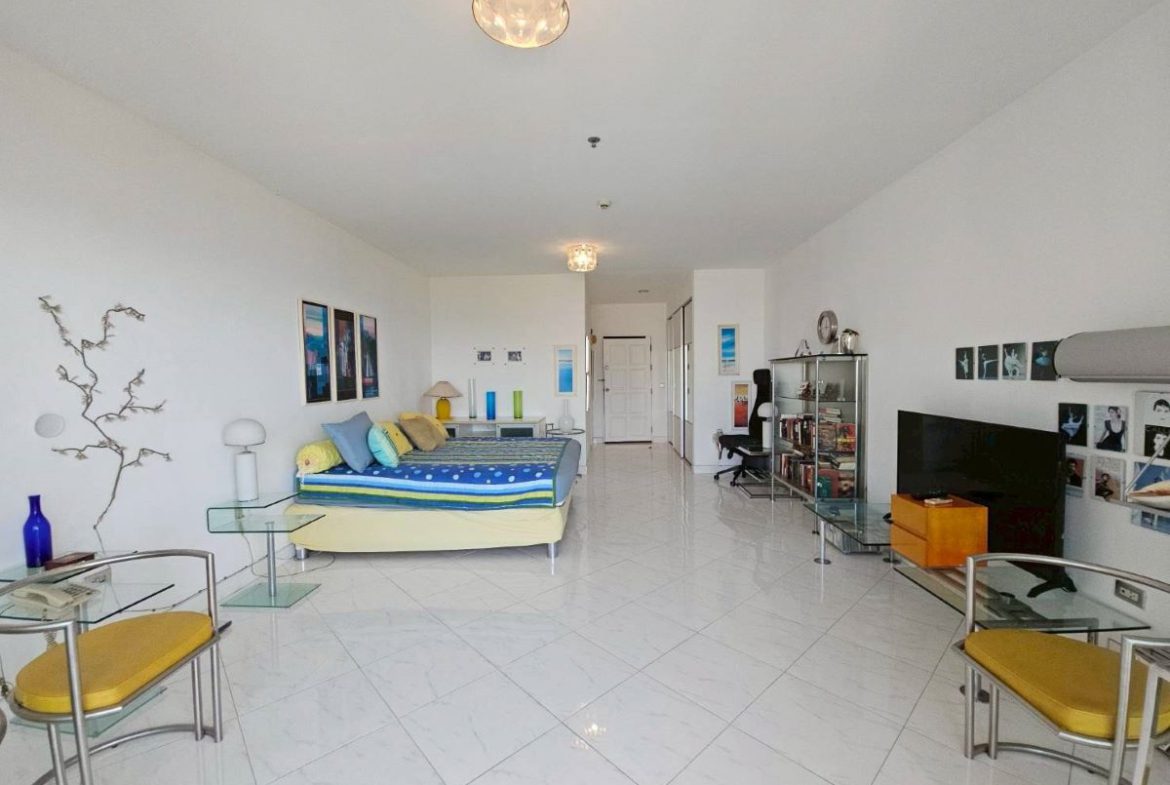 CS0924-Studio in Condo View Talay 5 C for Sale Jomtien