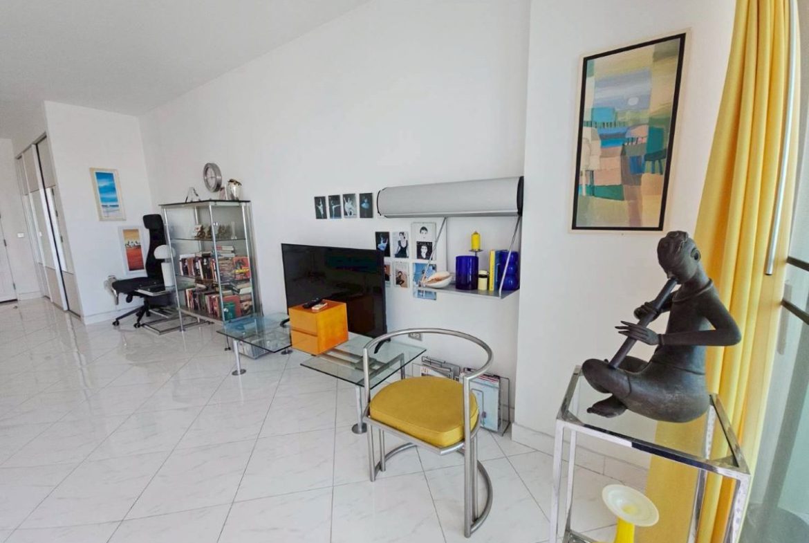 CS0924-Studio in Condo View Talay 5 C for Sale Jomtien