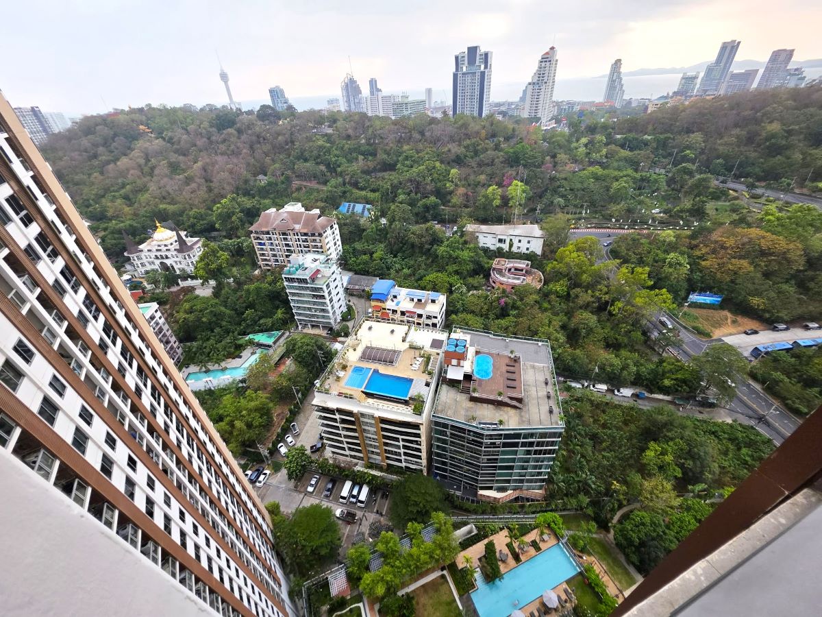 CS0922-1 Bedroom in Unixx South Pattaya Condominium for Sale Pratamnak Pattaya