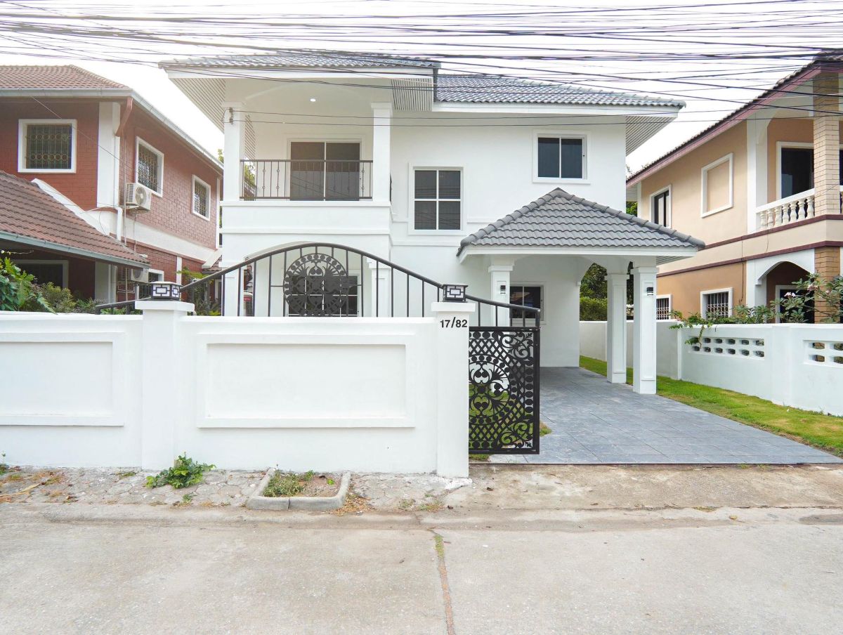 1 HS1378 – 3Bedroom 2-Storey Single House For Sale in Tanyawan City Home in Noen Plubwan Bang Lamung
