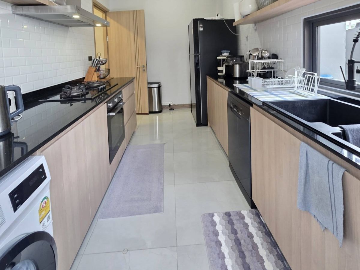 HS1373- 4Bedrooms Luxury Pool Villa 2-Storey for sale in Tung Klom-Tal Man, Pattaya