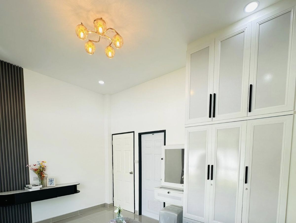 HS1370- 3Bedrooms Single House for sale in Rattanagorn Village 8 in North Pattaya