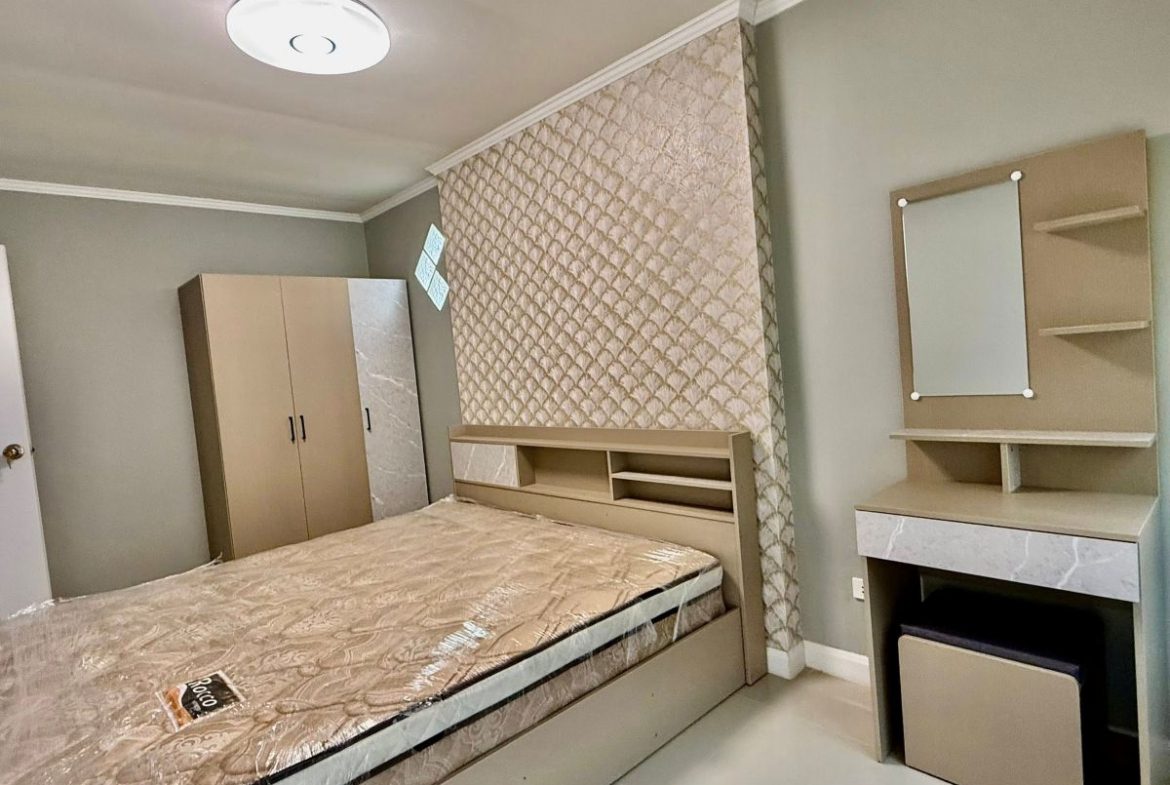 HS1380 – 4Bedrooms Pool Villa For Sale in Wanta Village in Phatthanakan 1 in Noen Plubwan