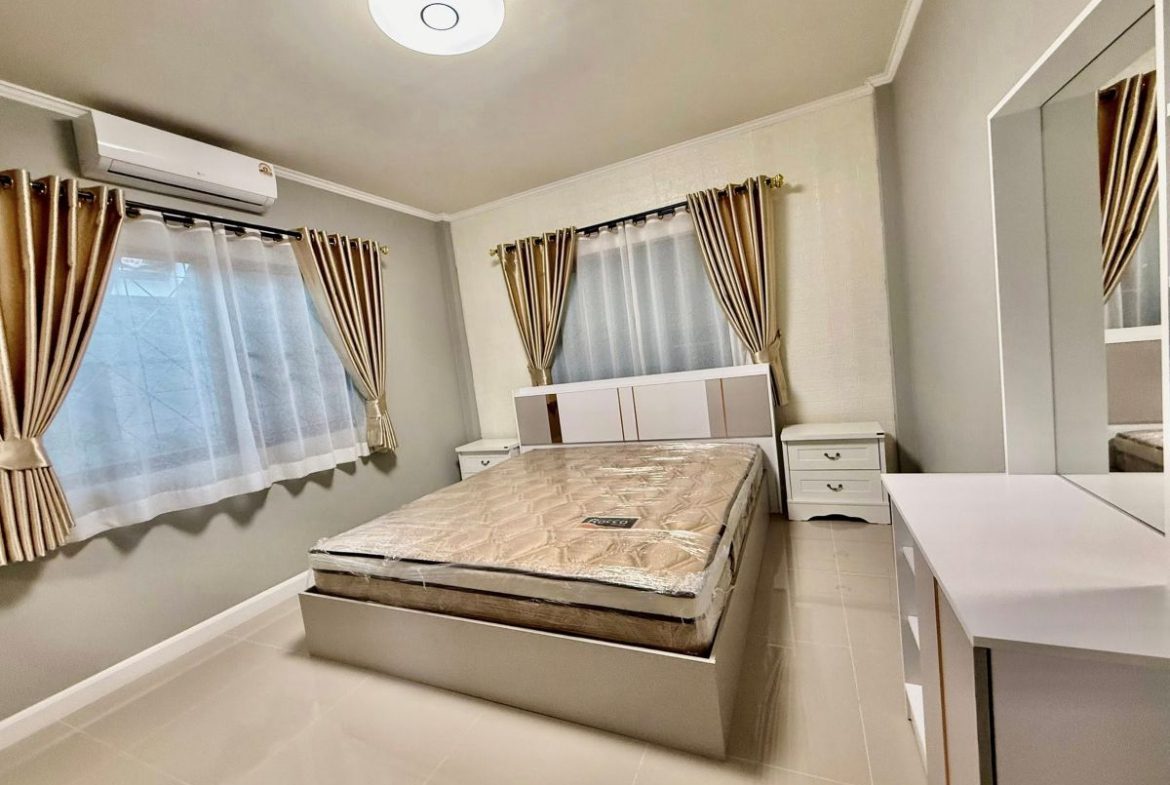 HS1380 – 4Bedrooms Pool Villa For Sale in Wanta Village in Phatthanakan 1 in Noen Plubwan