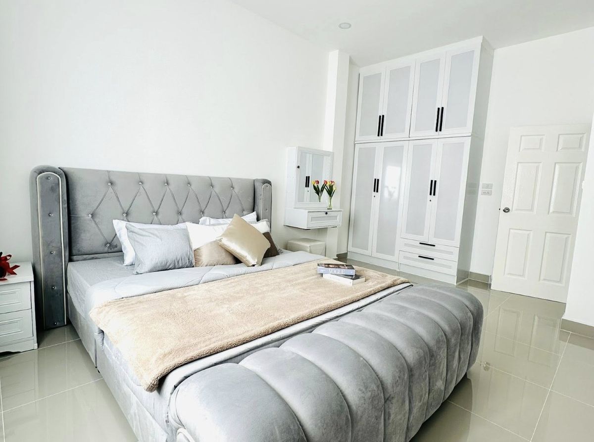 HS1370- 3Bedrooms Single House for sale in Rattanagorn Village 8 in North Pattaya