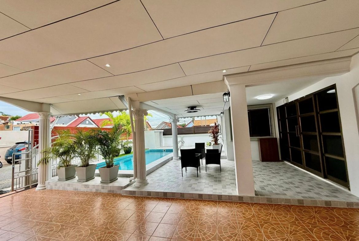 HS1380 – 4Bedrooms Pool Villa For Sale in Wanta Village in Phatthanakan 1 in Noen Plubwan