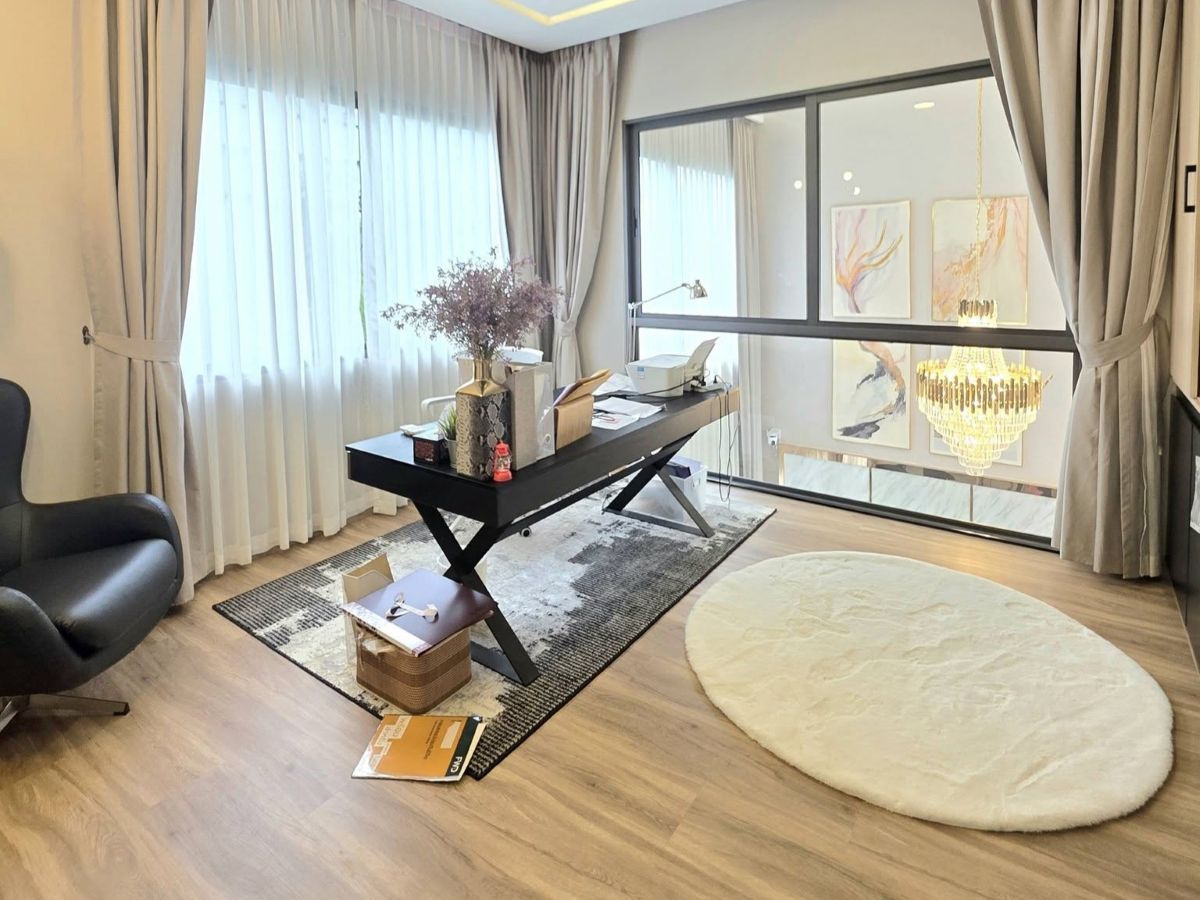 HS1373- 4Bedrooms Luxury Pool Villa 2-Storey for sale in Tung Klom-Tal Man, Pattaya