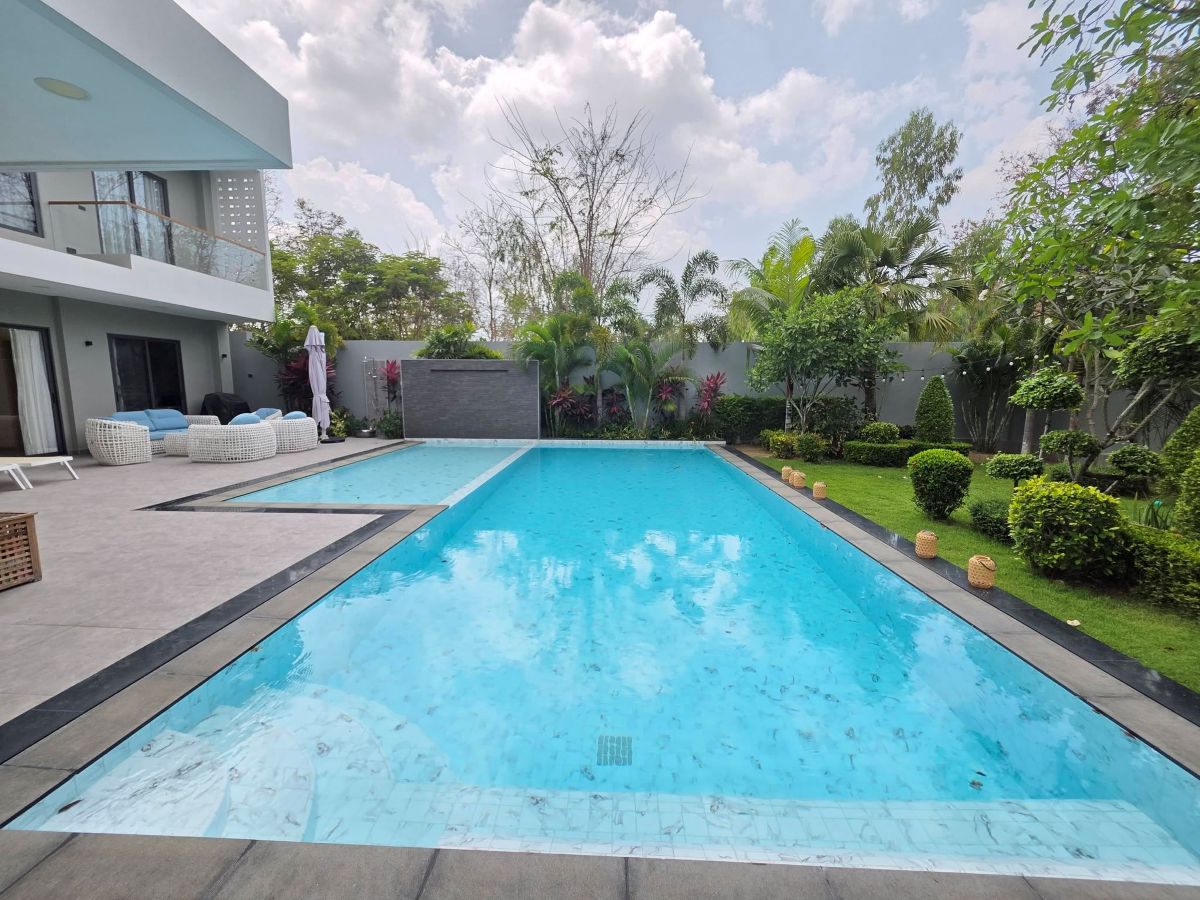 HS1373- 4Bedrooms Luxury Pool Villa 2-Storey for sale in Tung Klom-Tal Man, Pattaya