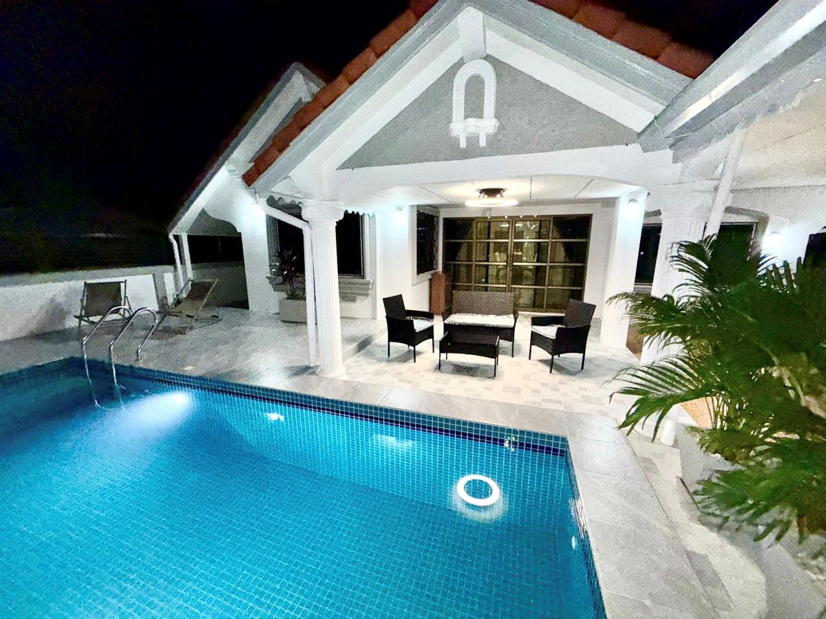 HS1380 – 4Bedrooms Pool Villa For Sale in Wanta Village in Phatthanakan 1 in Noen Plubwan
