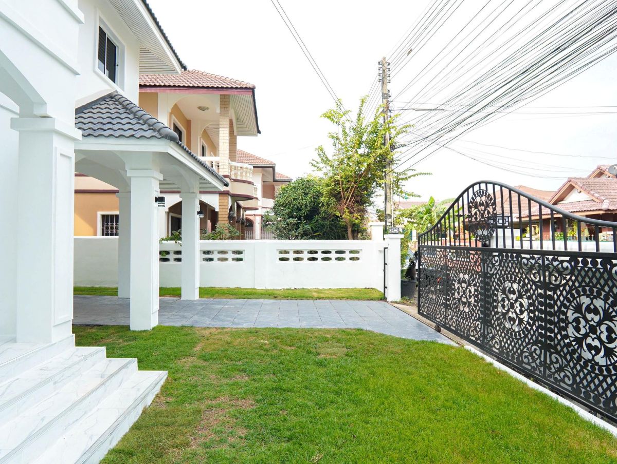 22 HS1378 – 3Bedroom 2-Storey Single House For Sale in Tanyawan City Home in Noen Plubwan Bang Lamung