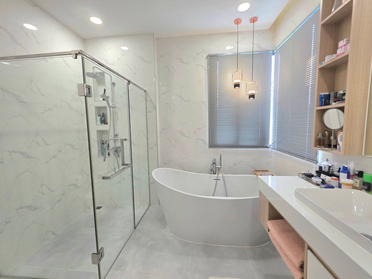 HS1373- 4Bedrooms Luxury Pool Villa 2-Storey for sale in Tung Klom-Tal Man, Pattaya