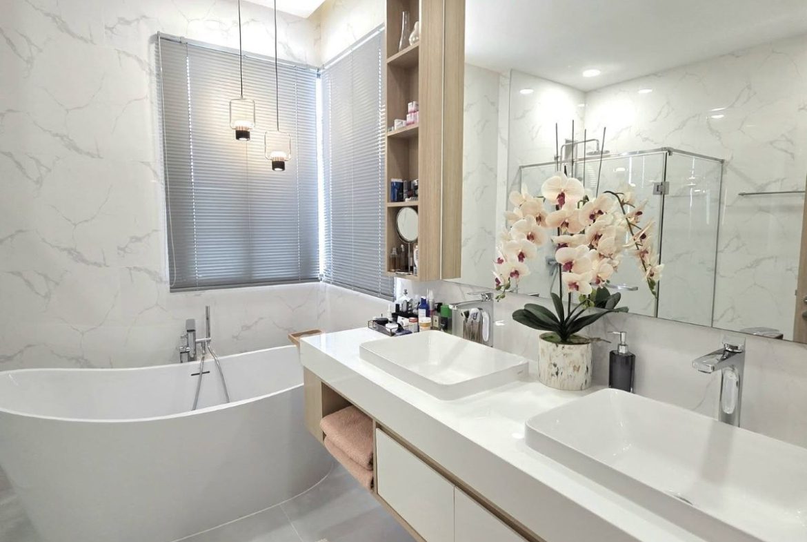 HS1373- 4Bedrooms Luxury Pool Villa 2-Storey for sale in Tung Klom-Tal Man, Pattaya