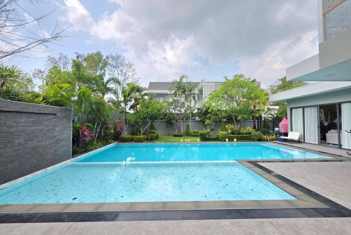 HS1373- 4Bedrooms Luxury Pool Villa 2-Storey for sale in Tung Klom-Tal Man, Pattaya