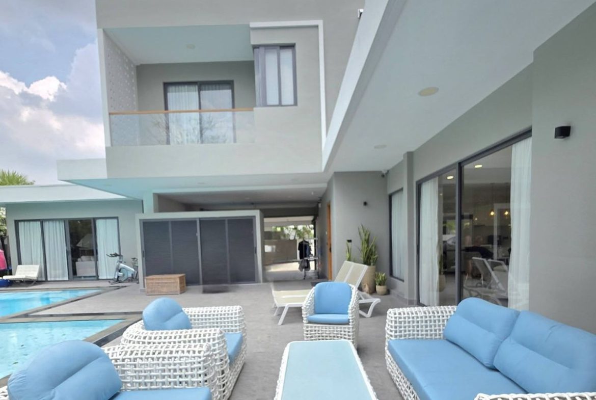 HS1373- 4Bedrooms Luxury Pool Villa 2-Storey for sale in Tung Klom-Tal Man, Pattaya