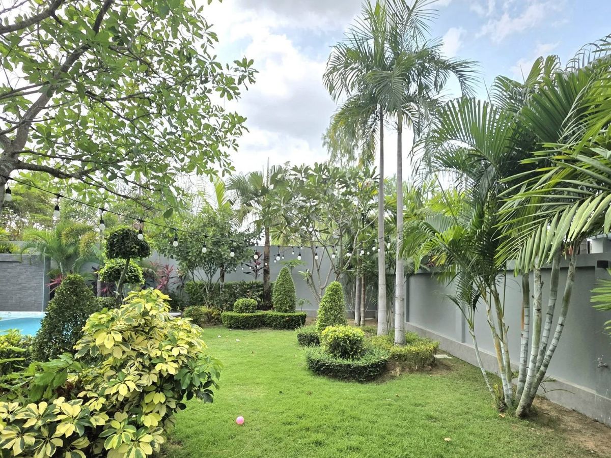 HS1373- 4Bedrooms Luxury Pool Villa 2-Storey for sale in Tung Klom-Tal Man, Pattaya