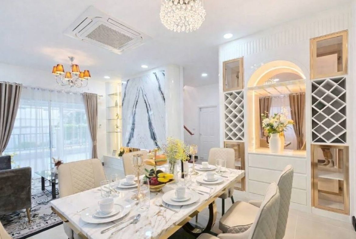 HS1374- 4Bedrooms Single House 2-Storey For Sale in Lalin Village in Thung Klom-Tal Man Pattaya