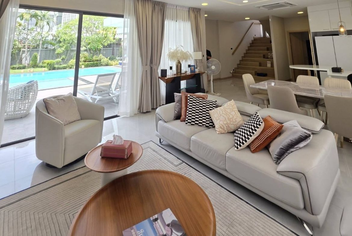 HS1373- 4Bedrooms Luxury Pool Villa 2-Storey for sale in Tung Klom-Tal Man, Pattaya