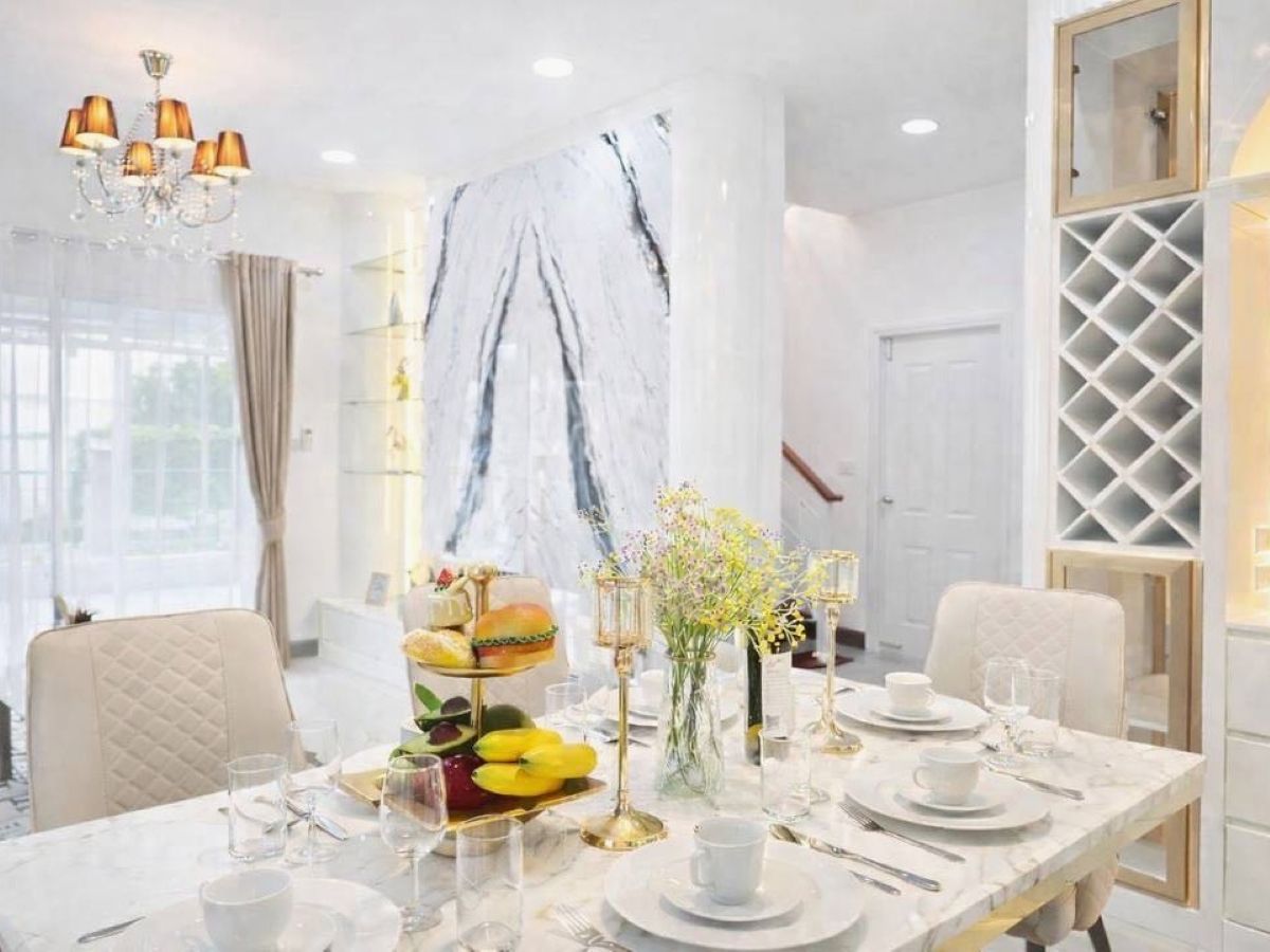 HS1374- 4Bedrooms Single House 2-Storey For Sale in Lalin Village in Thung Klom-Tal Man Pattaya