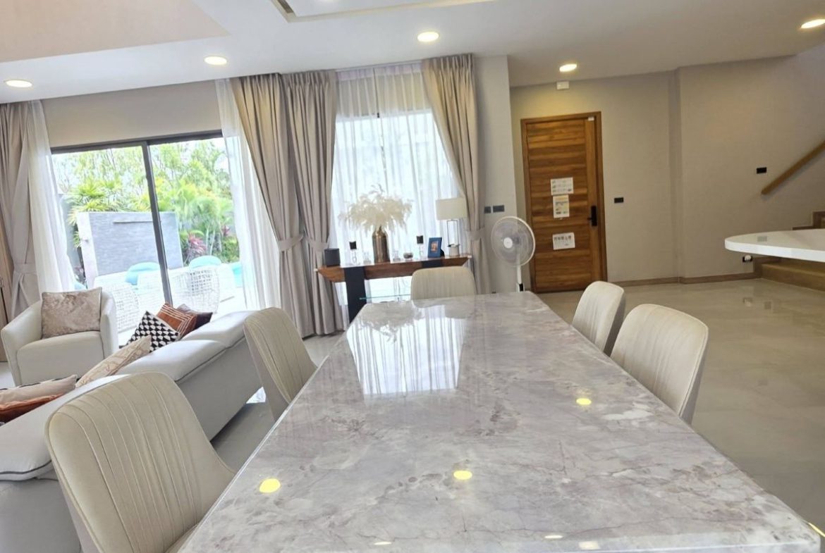 HS1373- 4Bedrooms Luxury Pool Villa 2-Storey for sale in Tung Klom-Tal Man, Pattaya