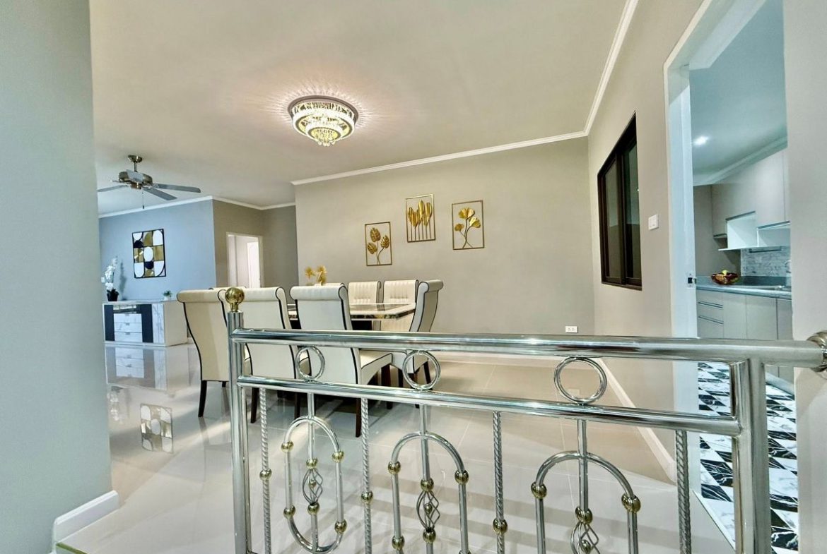HS1380 – 4Bedrooms Pool Villa For Sale in Wanta Village in Phatthanakan 1 in Noen Plubwan