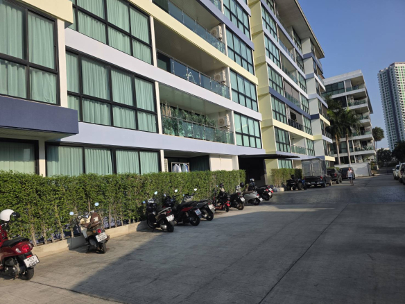 CS0957 – 2 Bedroom Condominium for Sale in Gardenia Pattaya in Soi Thep Prasit 17
