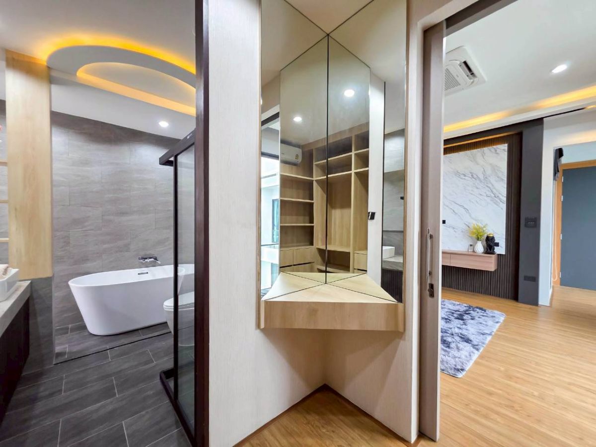 HS1421 – 3Bedrooms Pool Villa House for Sale in Ariya Village in Soi Siam Country Club
