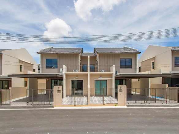HS1447 – 3Bedrooms 2-Storey Single House for Sale for Sale in Nong Pla Lai