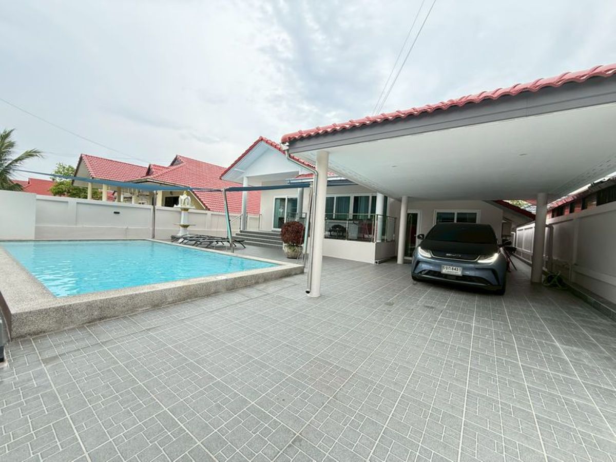 2 HS1446 – 3Bedrooms Pool Villa House for Sale in Royal Prestige Village in Soi Siam Country Club