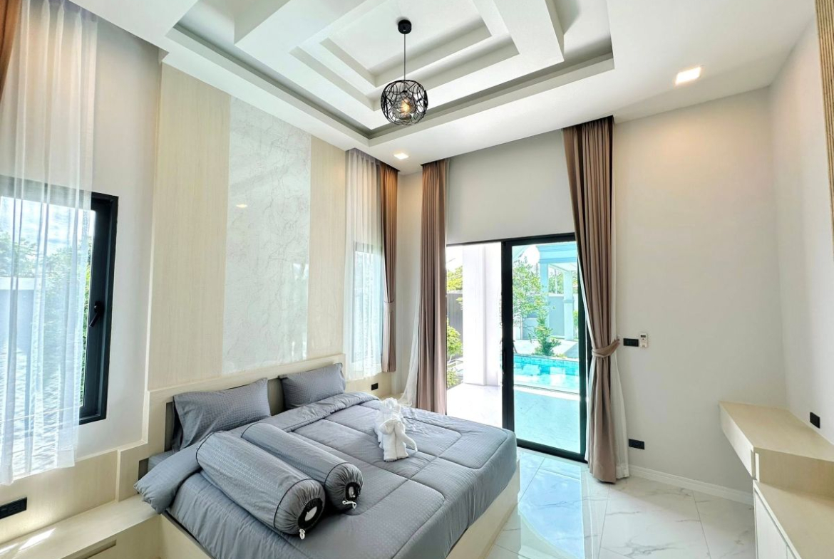 HS1449 -4Bedrooms Luxury Pool Villa House for Sale in Soi Siam Country Club