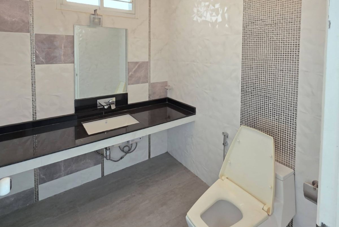 HS1445 – 7Bedrooms Pool Villa for Sale in Bang Saray