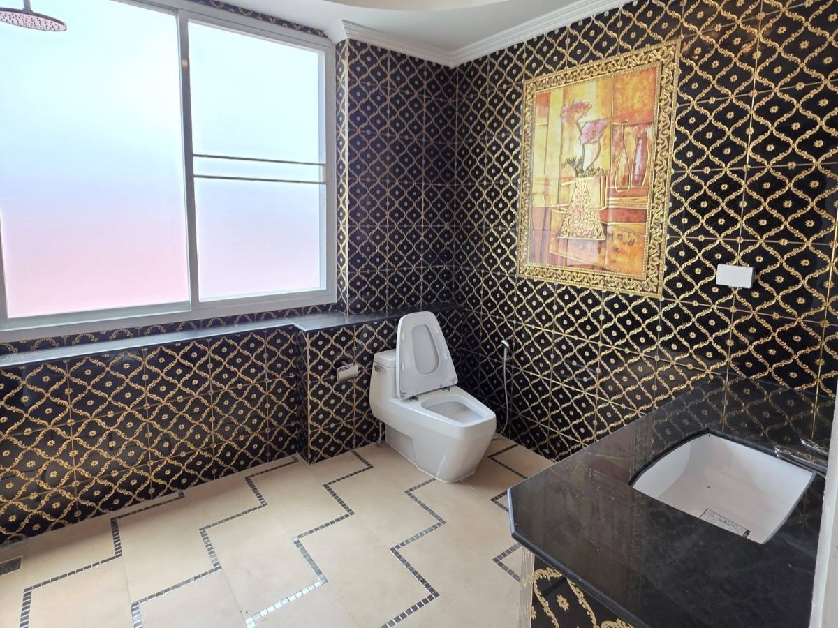 HS1445 – 7Bedrooms Pool Villa for Sale in Bang Saray