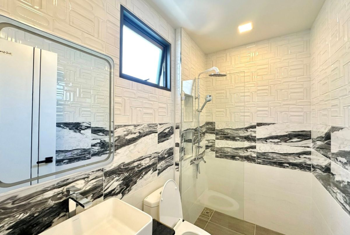 HS1449 -4Bedrooms Luxury Pool Villa House for Sale in Soi Siam Country Club