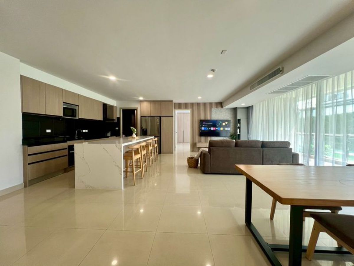 3 CS0973 – 4Bedrooms Condominium for Sale in Gardenia Pattaya in Jomtien