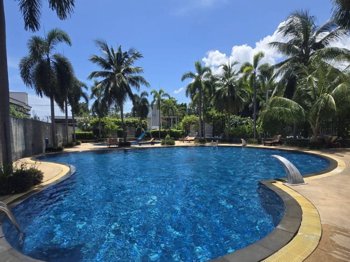 CS0978 – 2Bedrooms Condominium for Sale in Wongamat A.D in North Pattaya